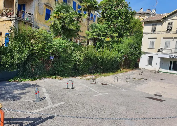 Apartments Ascic